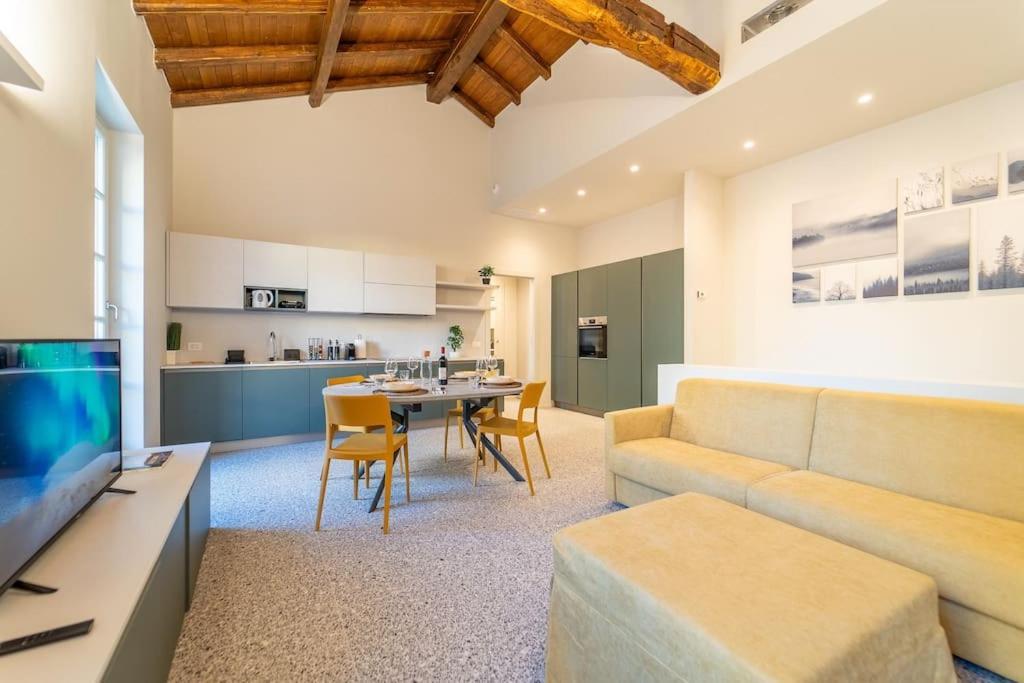 Апартаменти Elegante Loft A 200 A Metri Dal Duomo Комо Екстер'єр фото