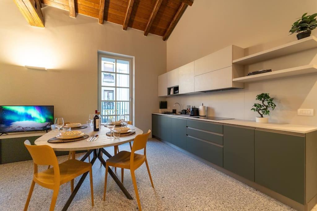 Апартаменти Elegante Loft A 200 A Metri Dal Duomo Комо Екстер'єр фото