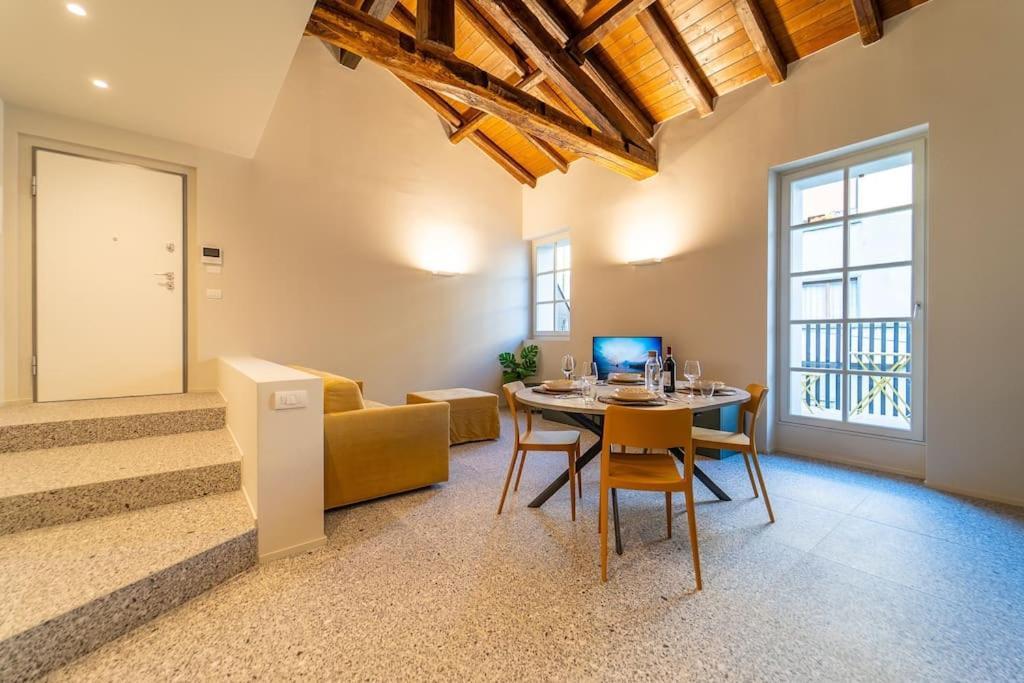 Апартаменти Elegante Loft A 200 A Metri Dal Duomo Комо Екстер'єр фото